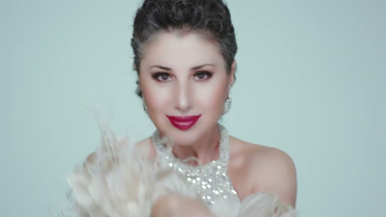 Hülya Bozkaya - Düğmeli