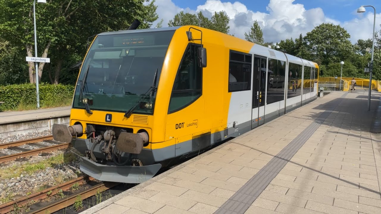 Åktur med Lokaltog i Kongens Lyngby - Trip with Lokaltog (local train) in Kongens Lyngby, Denmark