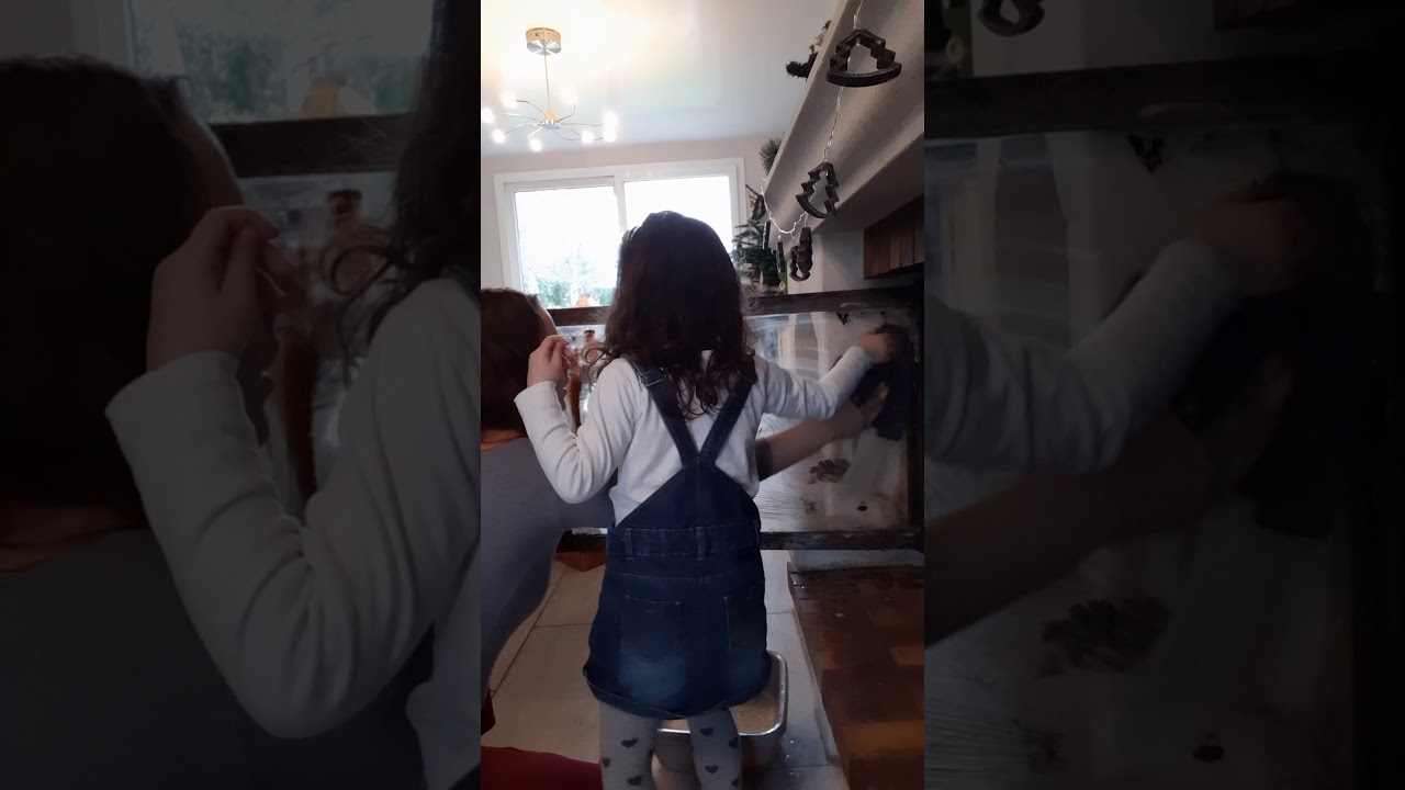 Nettoyer sa vitre de cheminée avec la crème d'argile H20