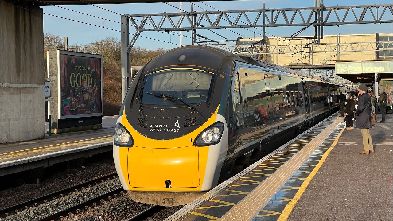 The Best of the Class 390 'Pendolino'
