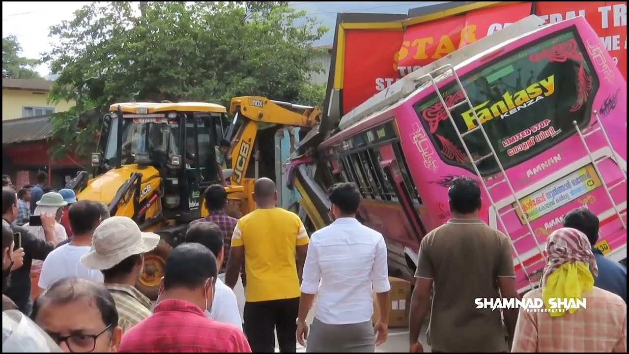 Private bus accident Wayanad      FANTASY bus Vythiri