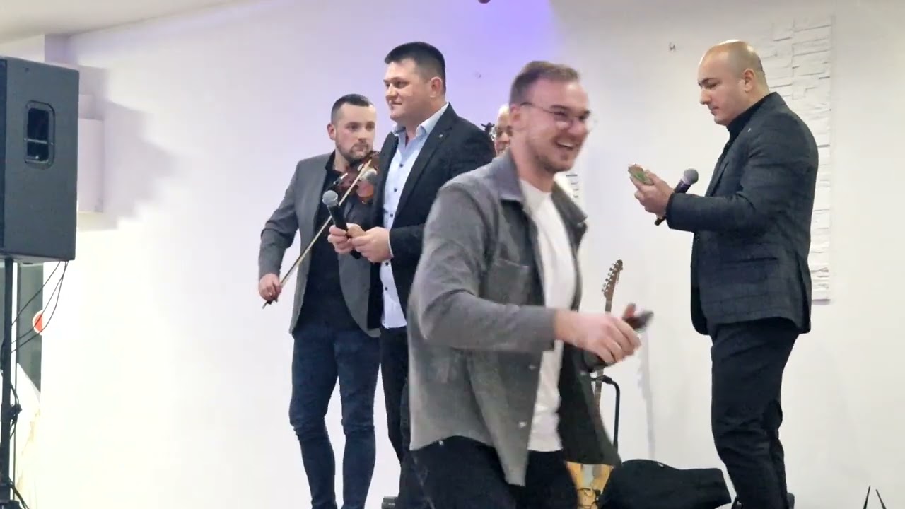 BISTRI IZVOR MENI MALA SA PISTOLJEM PRIJETI