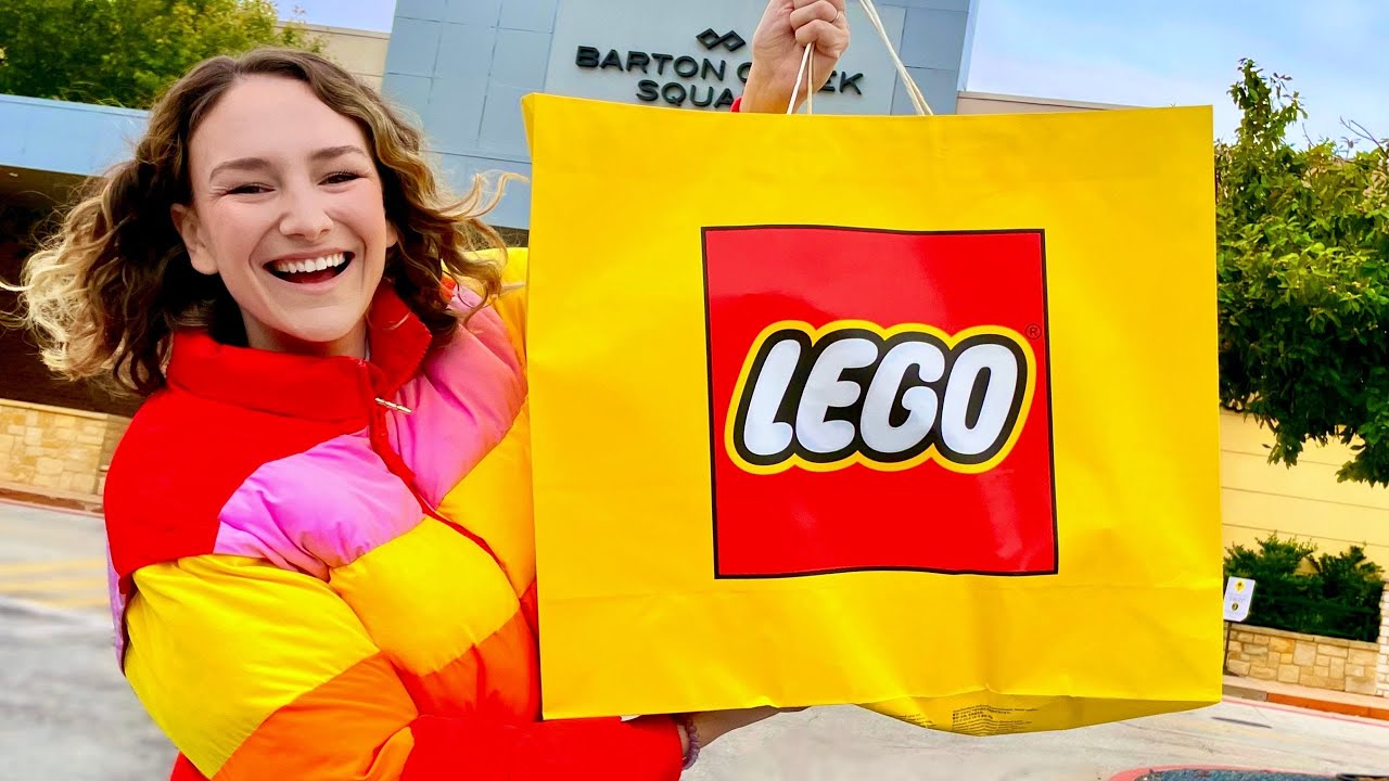 FREE LEGO GIFTS?! 5X VIP & Black Friday LEGO Store Shopping Vlog!