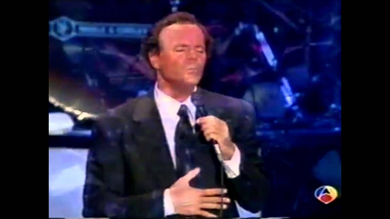 Julio Iglesias - La Carretera [Live in Benidorm, 1995]