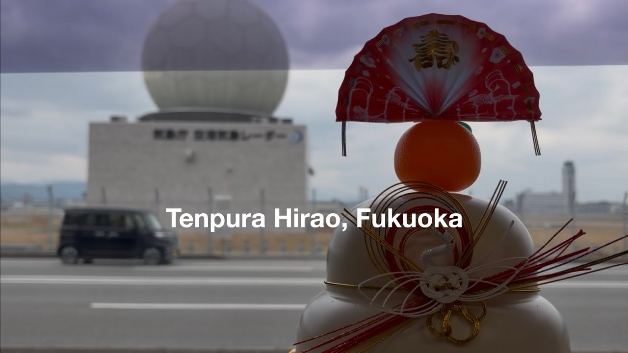 天ぷらひらお本店の長蛇の列  Long queue at the Tenpura Hirao Honten