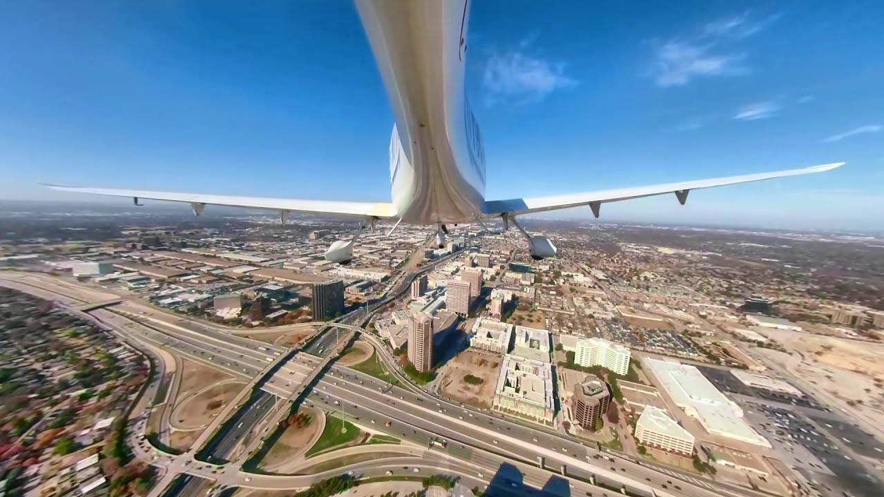 Landing at Addison, TX Airport KADS in SR22 360 camera