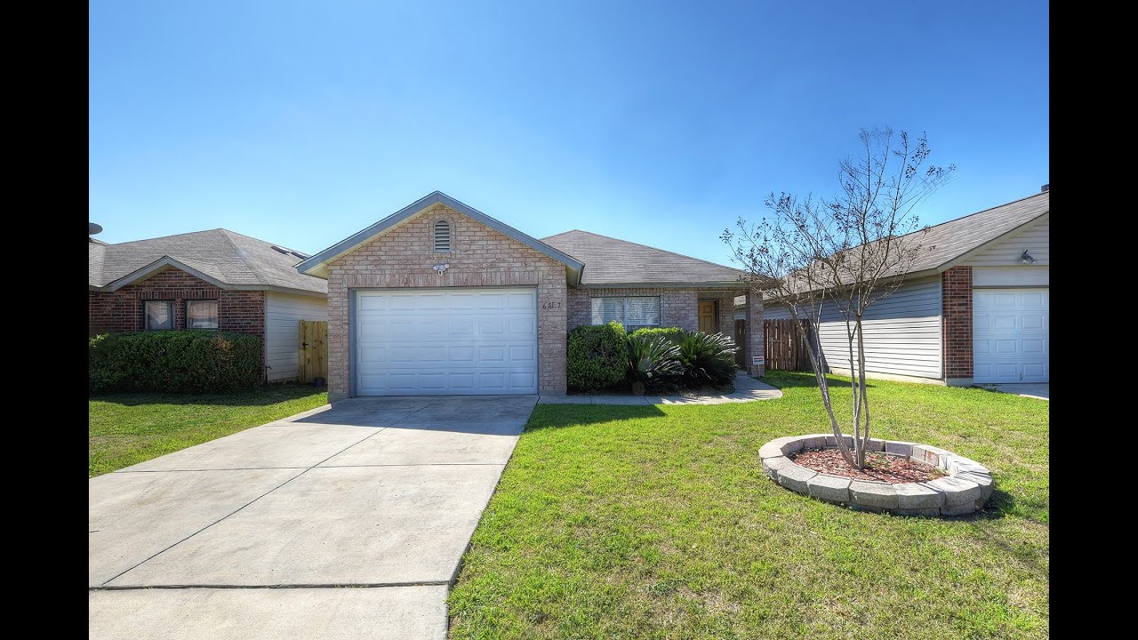6817 Saharastone Dr San Antonio, TX | MLS# 1442204 | www.cbharper.com