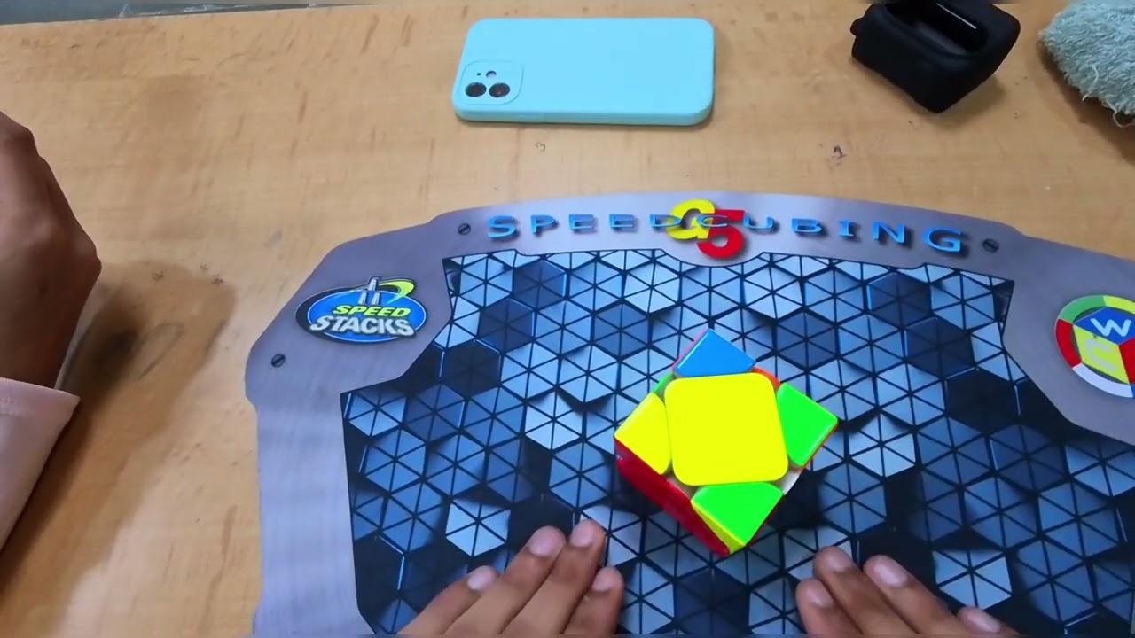 Solid 4.81 Skewb avg