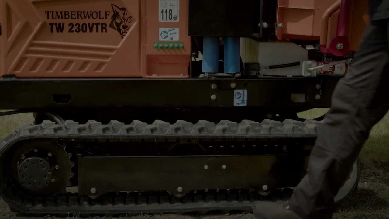 Track Tensioning on Timberwolf Tracked Wood Chipper TW 230VTR & TW 280FTR