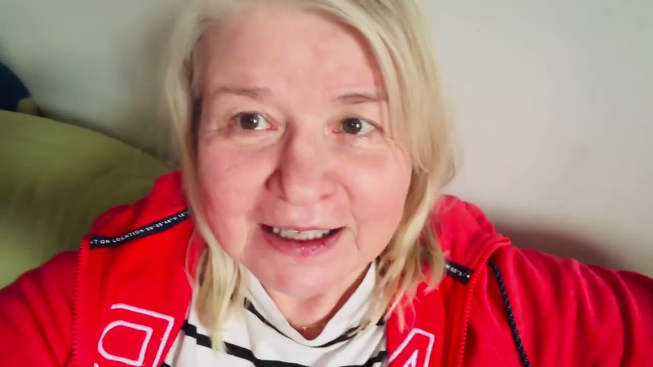 you have to be comfortable in your own skin. Stella Simple Life Art Vegan