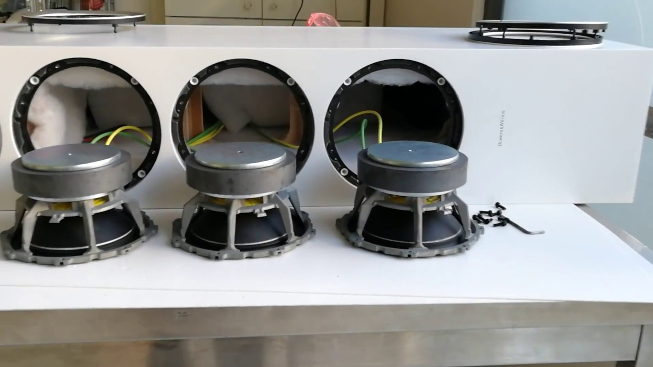 The drivers: B&W 702 S2 loudspeaker Deep unboxing
