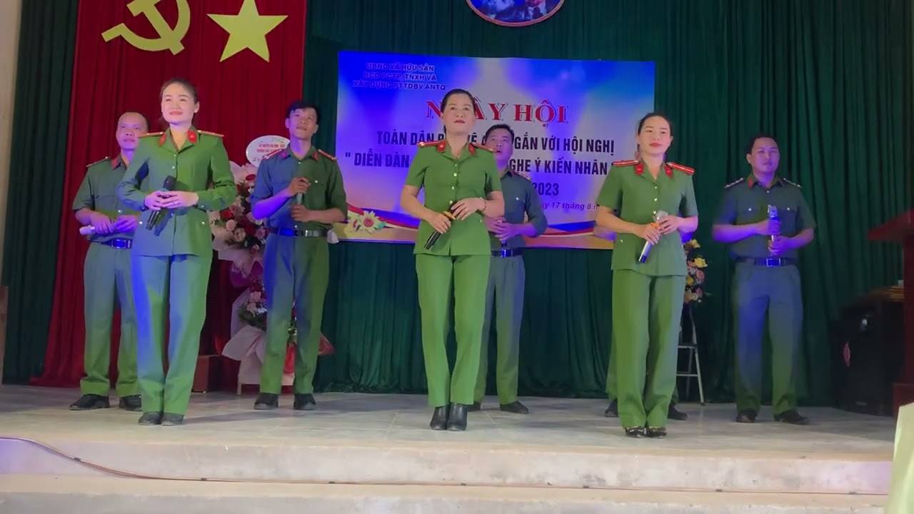 Văn nghệ Ngày hội toàn dân BVANTQ thôn Sản 3 