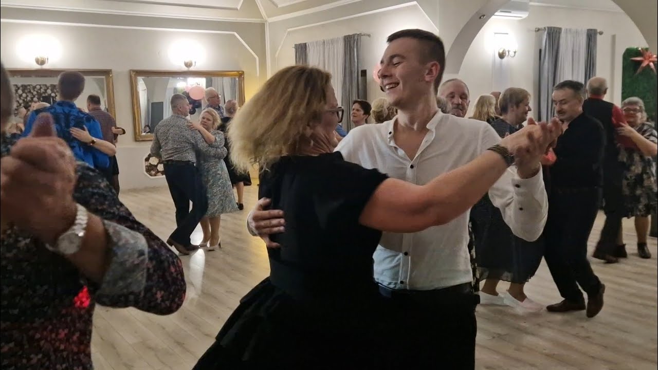 Pasjonaci muzyki i tańca - widać w nich niesamowitą radość!