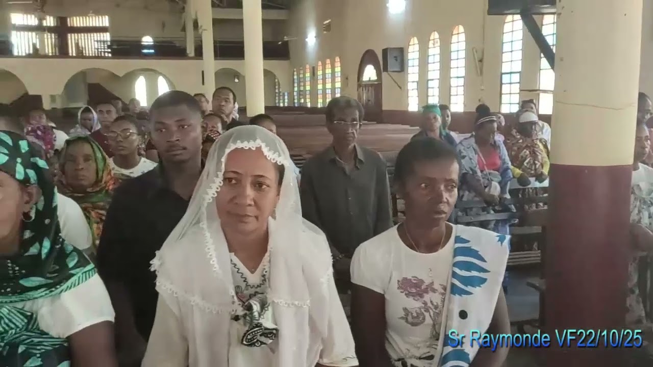 OLOARAIKY Vidéo - FANAOVAM-BELOMA FARANY AN'I MAMERA RAYOMONDE RASOA - SOEUR CIM DS