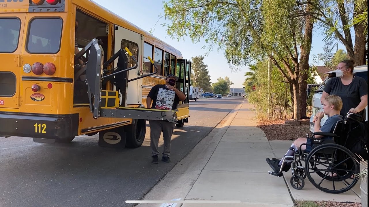 Friday Sagan bus!