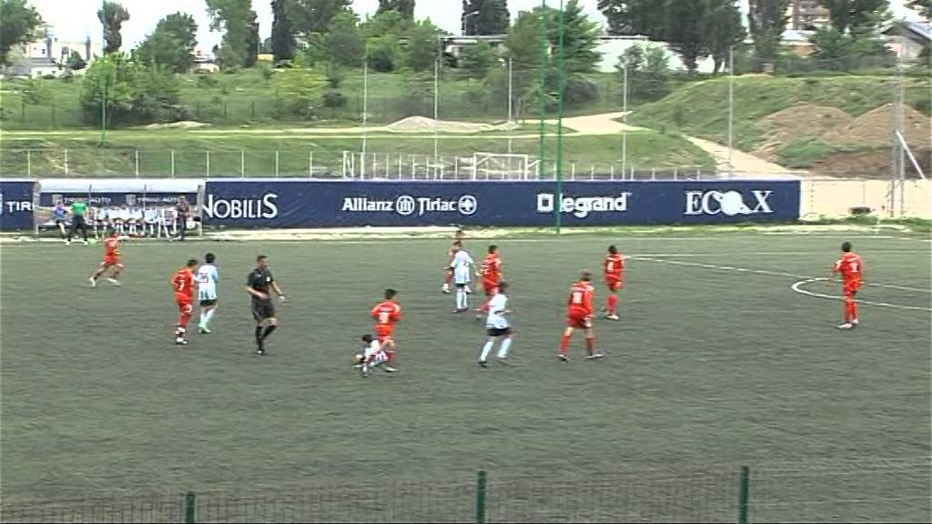 PO01 10Mai2014 1530 FCJuniorul2001s1 SCDinamo p0 0 f0 1