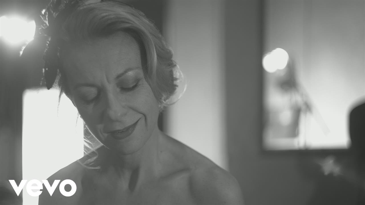 Natalie Dessay, The Paris Mozart Orchestra, Claire Gibault - I'm a Fool to Want You (Official Video)