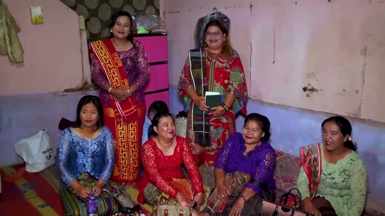 PREVINDA SEMBIRING & DEBBY BR GINTING PART 1