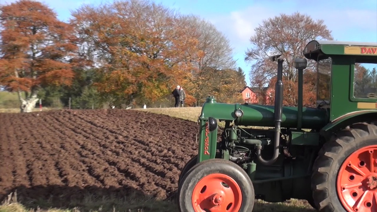 Fordson N Trailed Mounted Ploughing gtritchie5