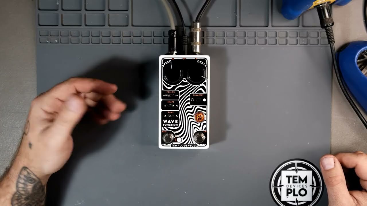 Wave Function Optical Tremolo - Templodevices