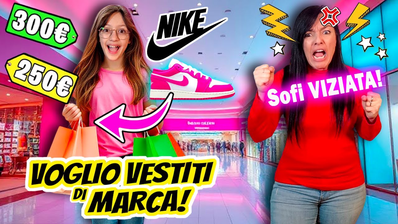 SOFI VIZIATA! VUOLE SOLO VESTITI DI MARCA COSTOSI E MAMMA MONI SI ARRABBIA TANTISSIMO! 😡💢🔥