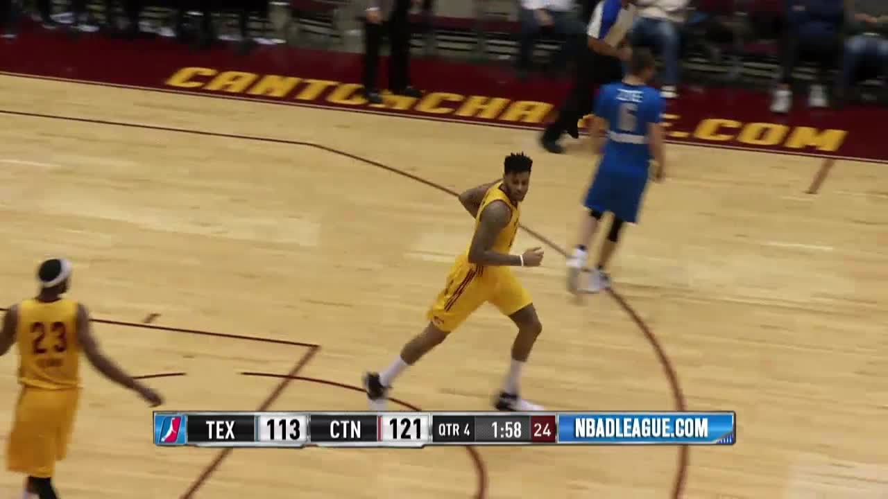 Eric Moreland posts 14 points & 13 rebounds vs. the Legends, 12/7/2016