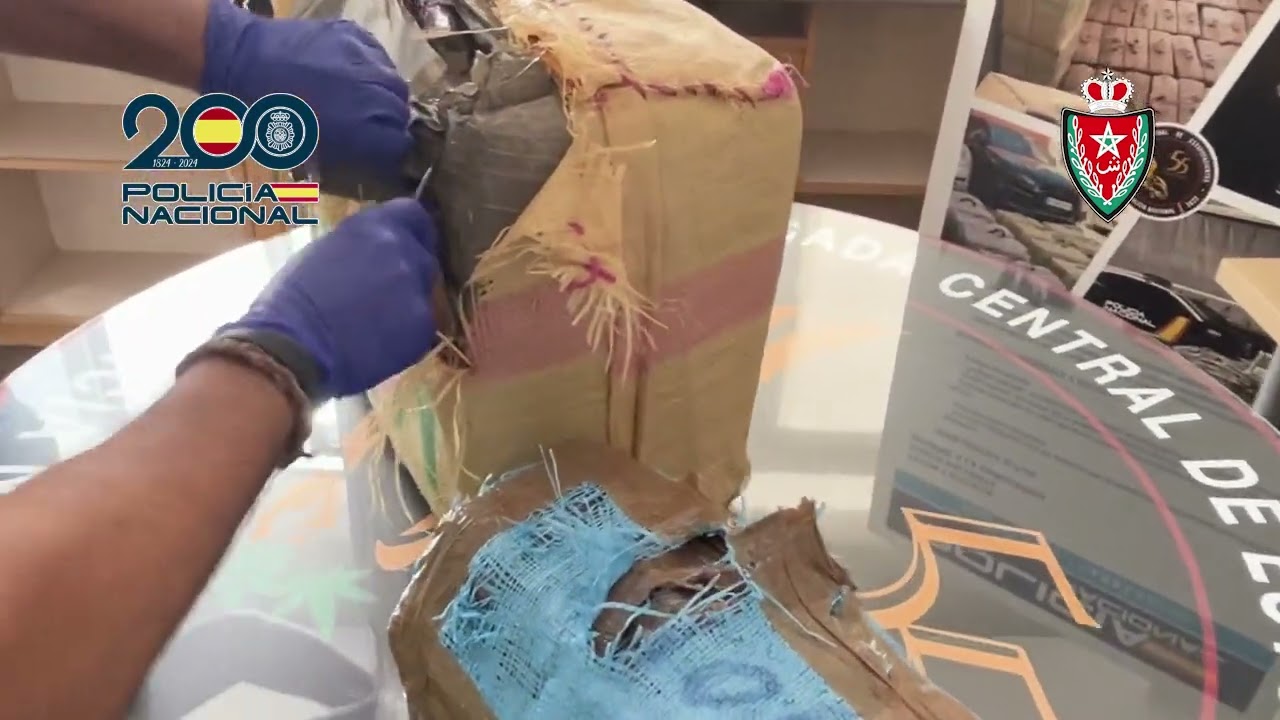 Interceptado en Granada un cami&oacute;n con 8.000 kilos de hach&iacute;s ocultos entre cajas de pimientos