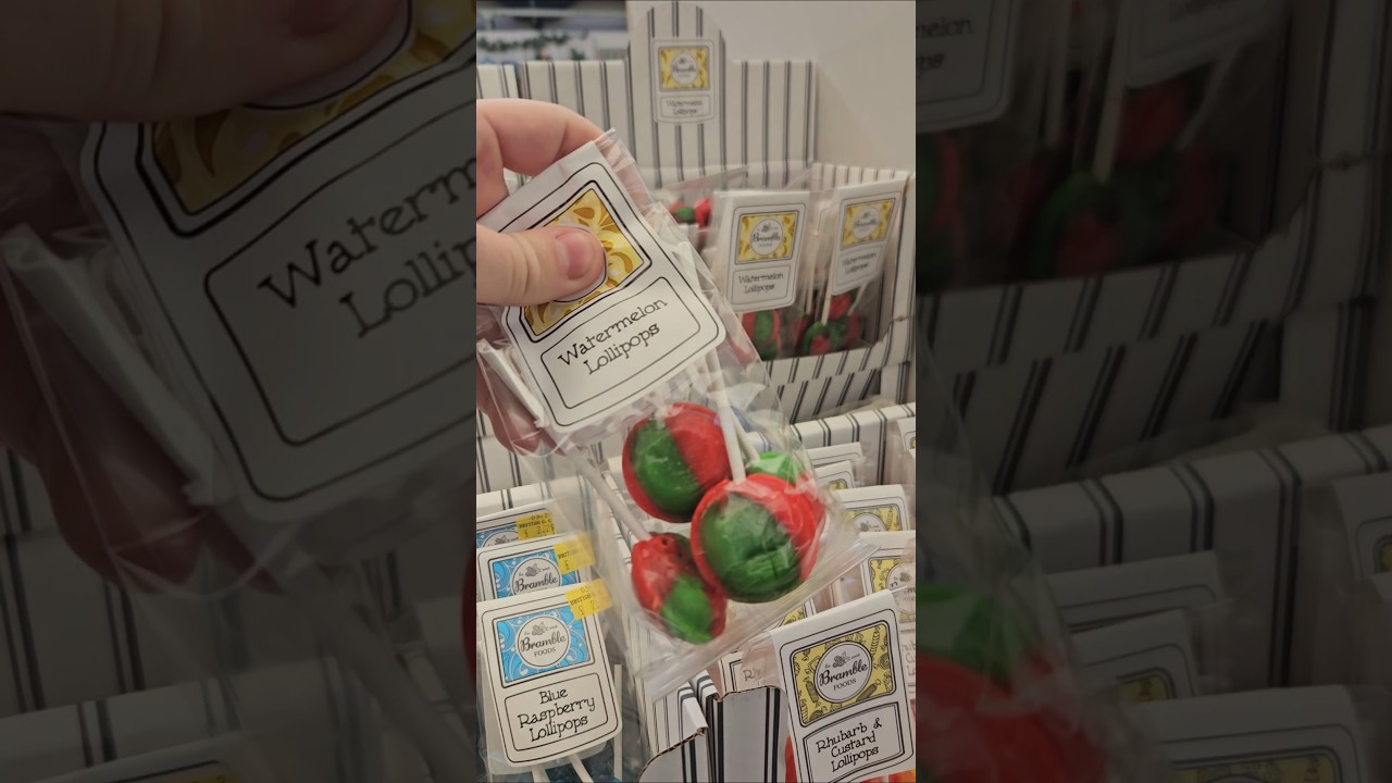 Scatlink's #shorts - Water-MELON on a Stick!