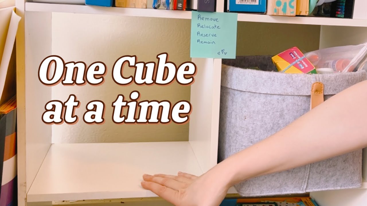 How I organize our homeschool space without being overwhelmed 
