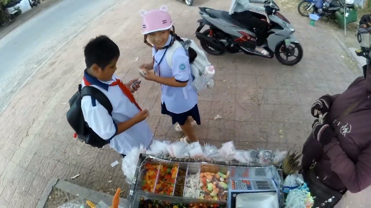 Ăn vặt Sông Đốc
