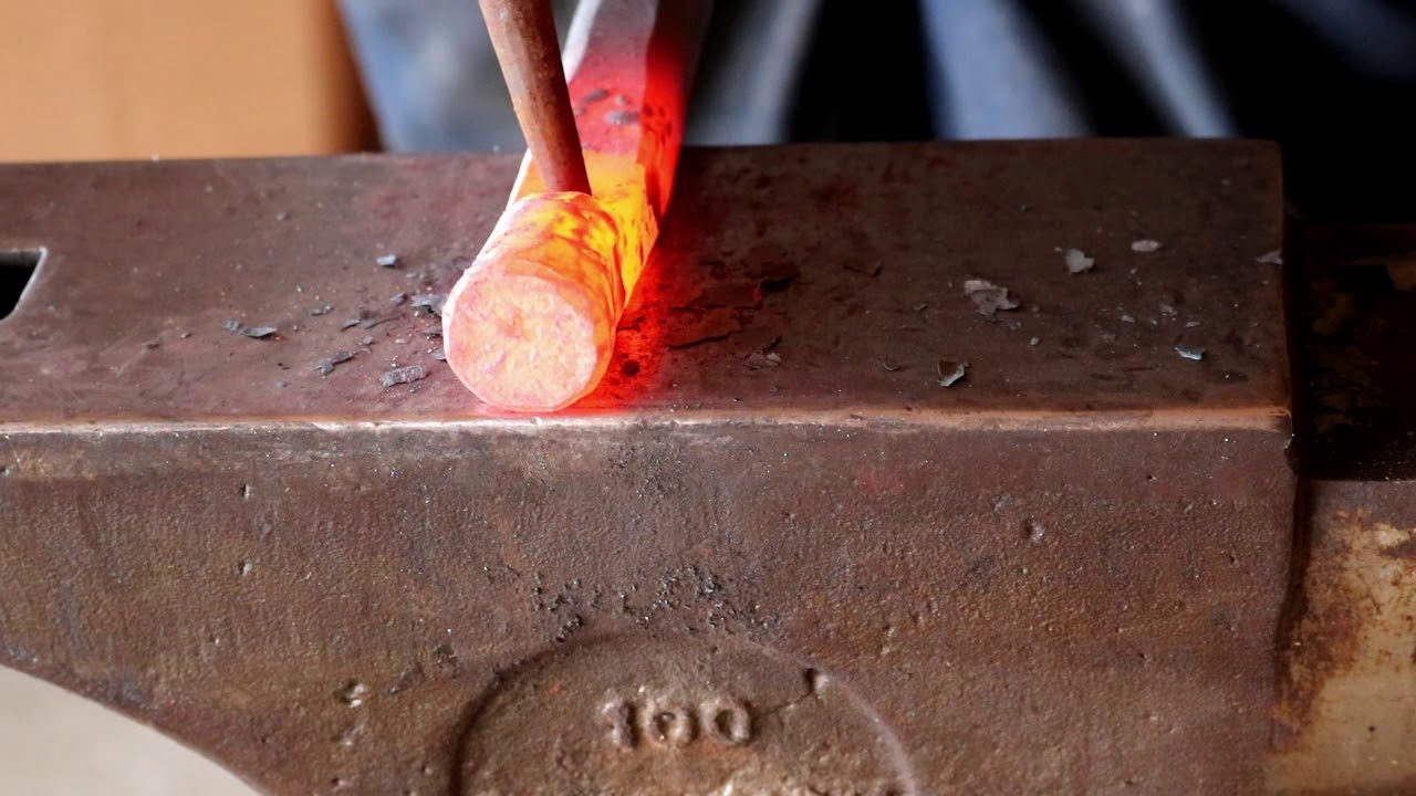 Forging my first hammer part 1 (Chasing/Repousse)