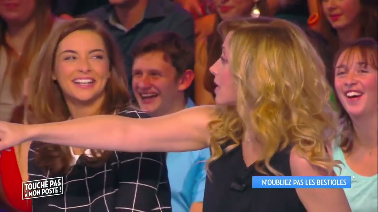Valérie Benaïm joue à 