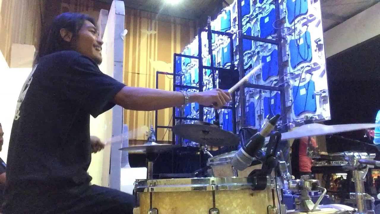 June Lodge - Someone Love You Honey (Drum Cam)
