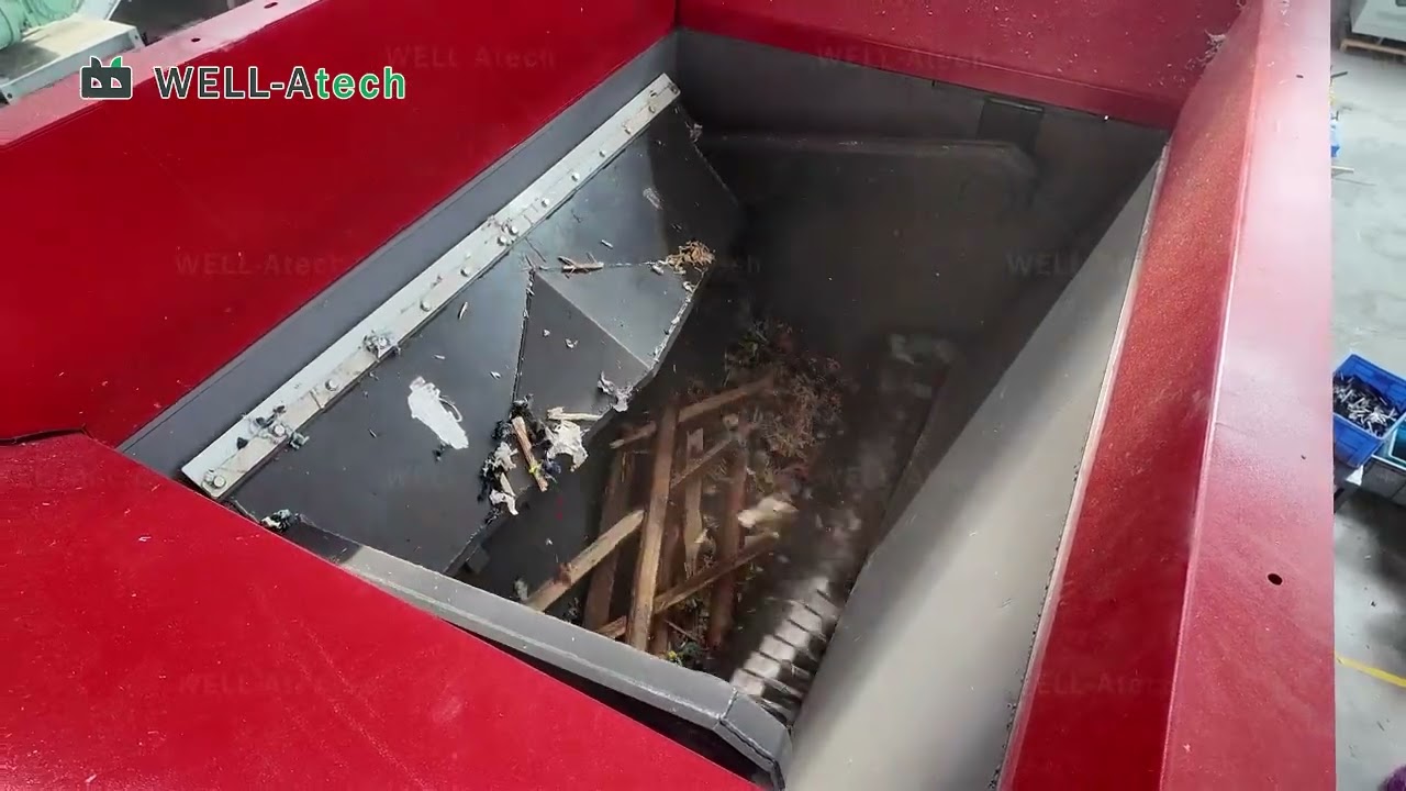 Wooden Pallet Heavy Duty Single Shaft Shredder#ShredderMachine  #PlasticRecycling #WoodRecycling