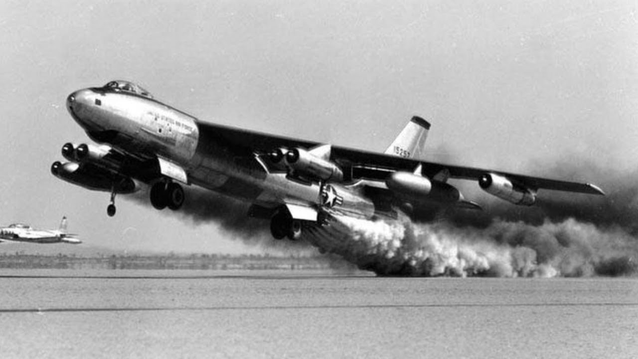 Niemieccy piloci byli w szoku, że P-51 latał 8 godzin bez tankowania