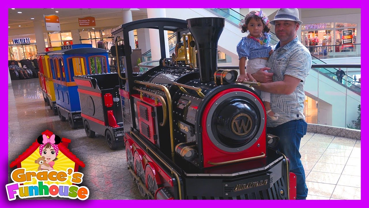 FUN AT MALL, Family Fun, & Mini Train Toys Review