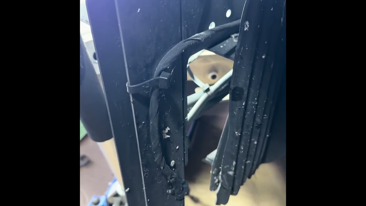 How to replace a DPF filter on a 2015 Volvo VNL