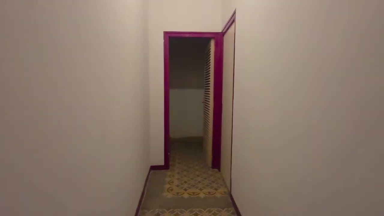 IMPRESIONANTE PISO CON PATIO PRIVADO EN EL CORAZÓN DEL GÓTICO