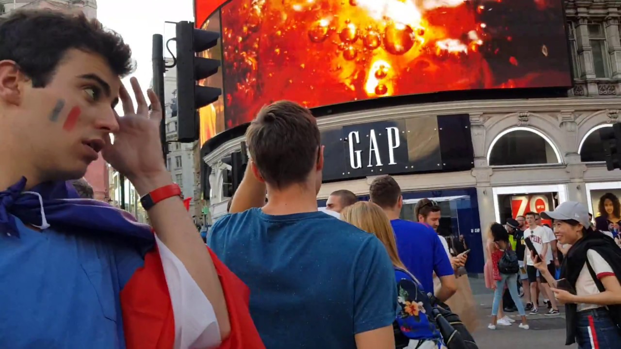 French fans celebrating world cup win in Piccadilly Circus
