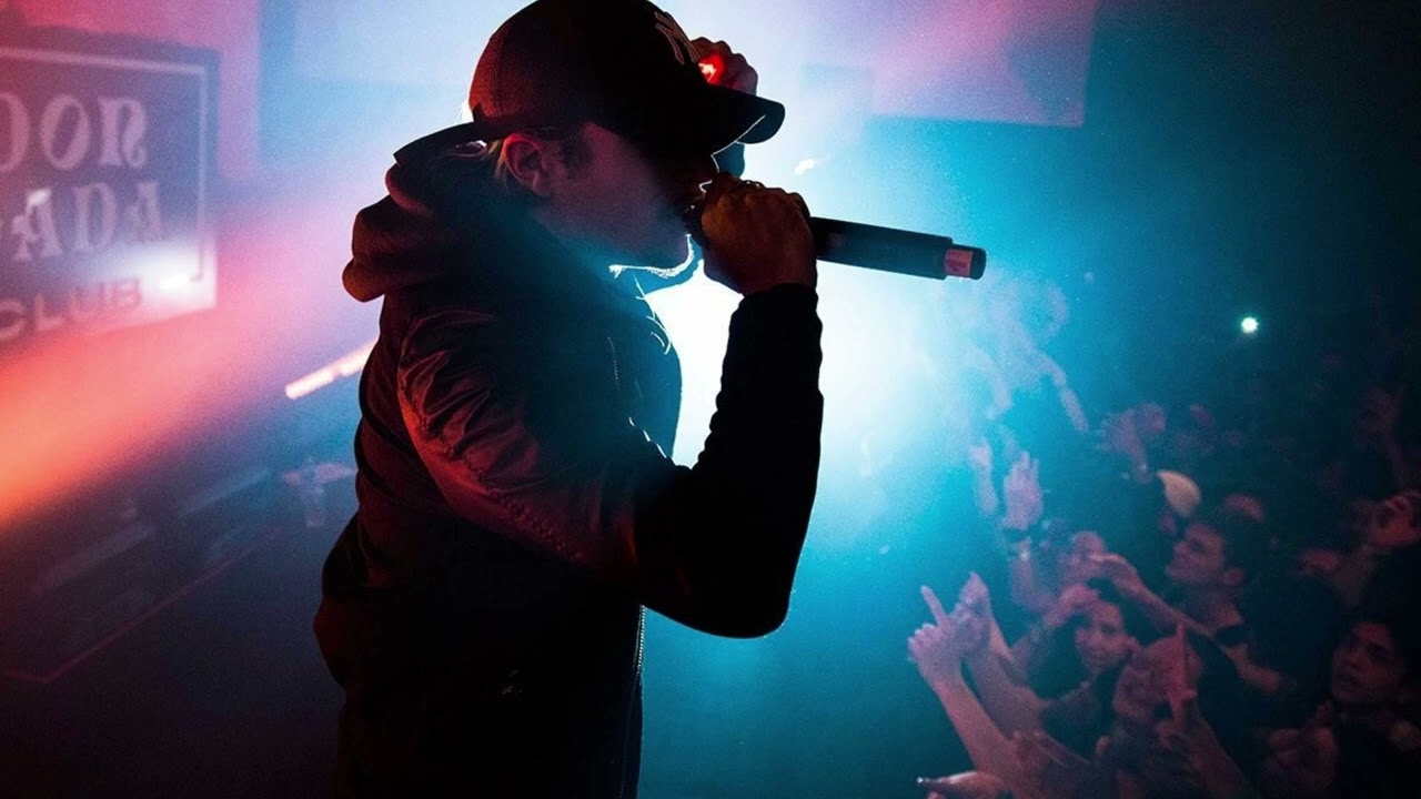 Nekfeu & Red Hot Chili Peppers - Plume Californication (Mashup)