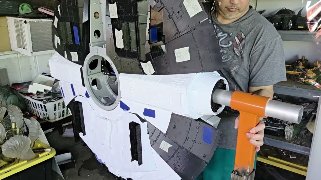 AmusedJester Builds Part 6: 5 foot  Studio Scale Chubby Kiwi Millenium Falcon