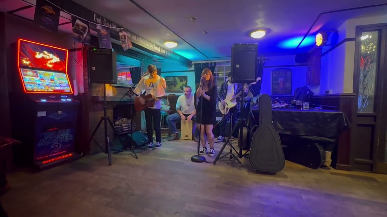 Sideplot - Missery Business (Paramore)