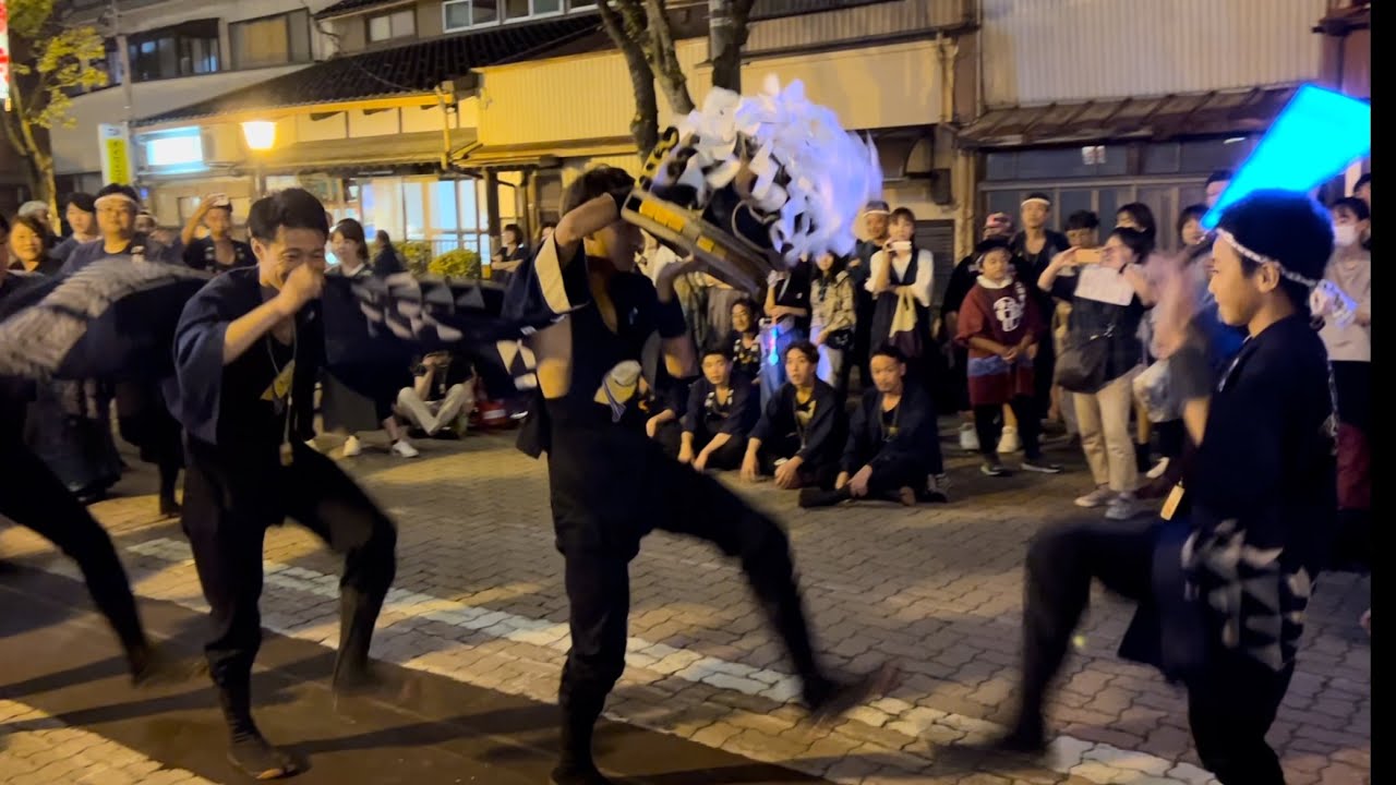 新湊曳山祭　急に獅子舞がはじまった！！