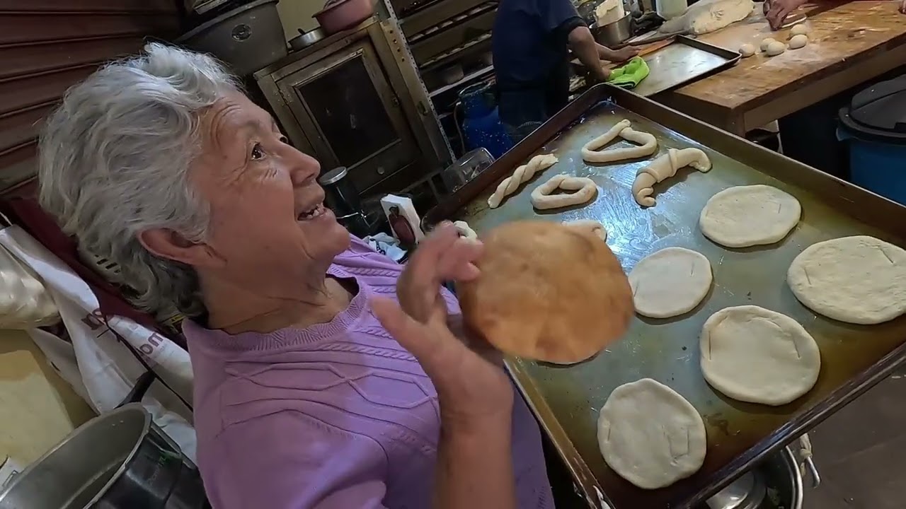 Preparación De Pan Típico De Malinalco.