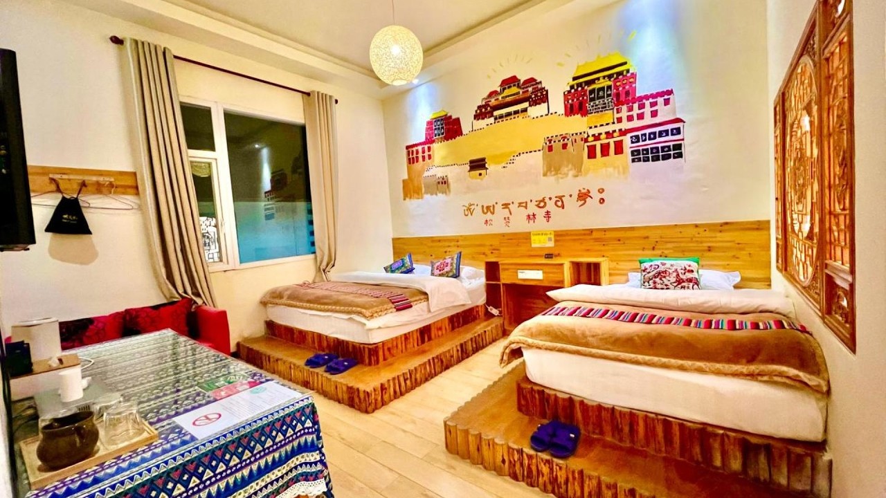 Shangri-La Chudengshuo Homestay楚登硕民宿 | Deqen, China | Hotel Review 🌟
