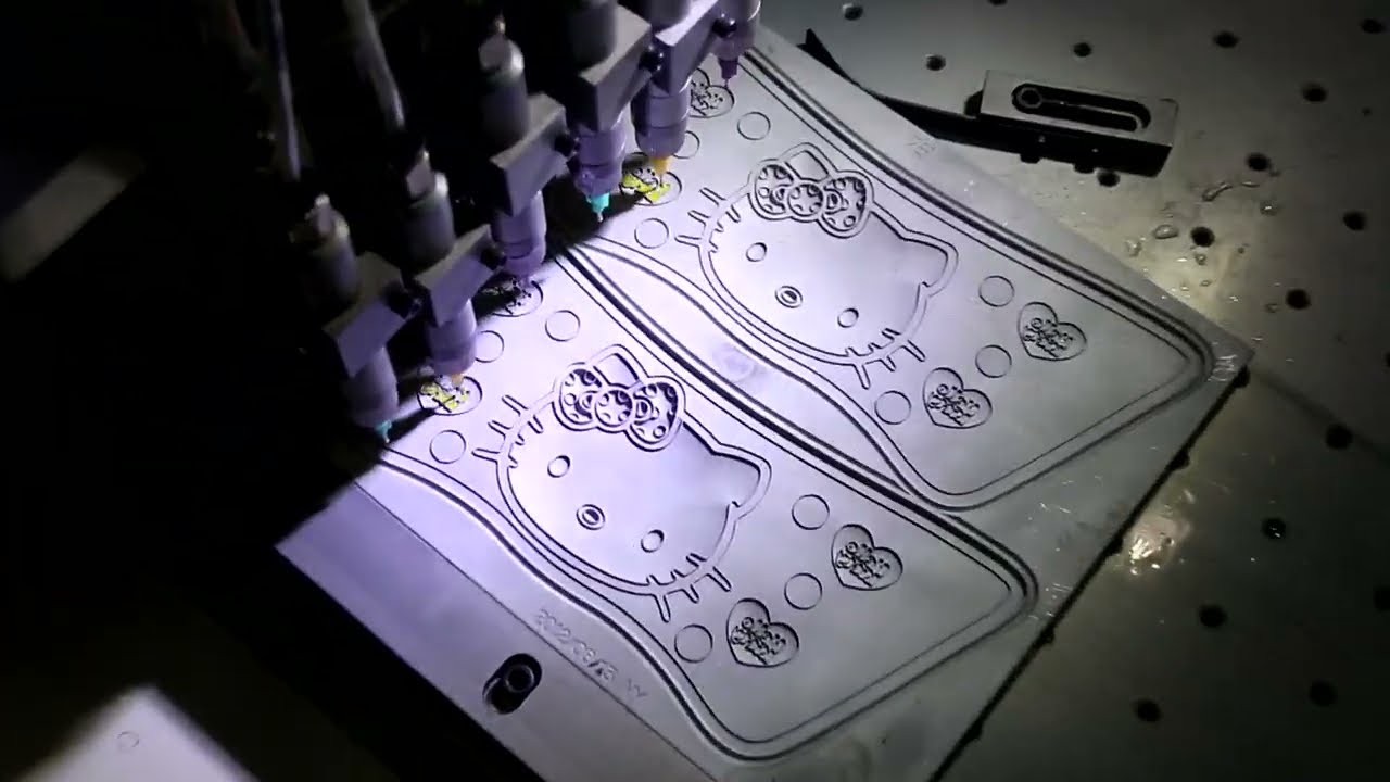 How to make pvc slipper upper/slipper cover, with Automatic machine line,12 color dispensing machine