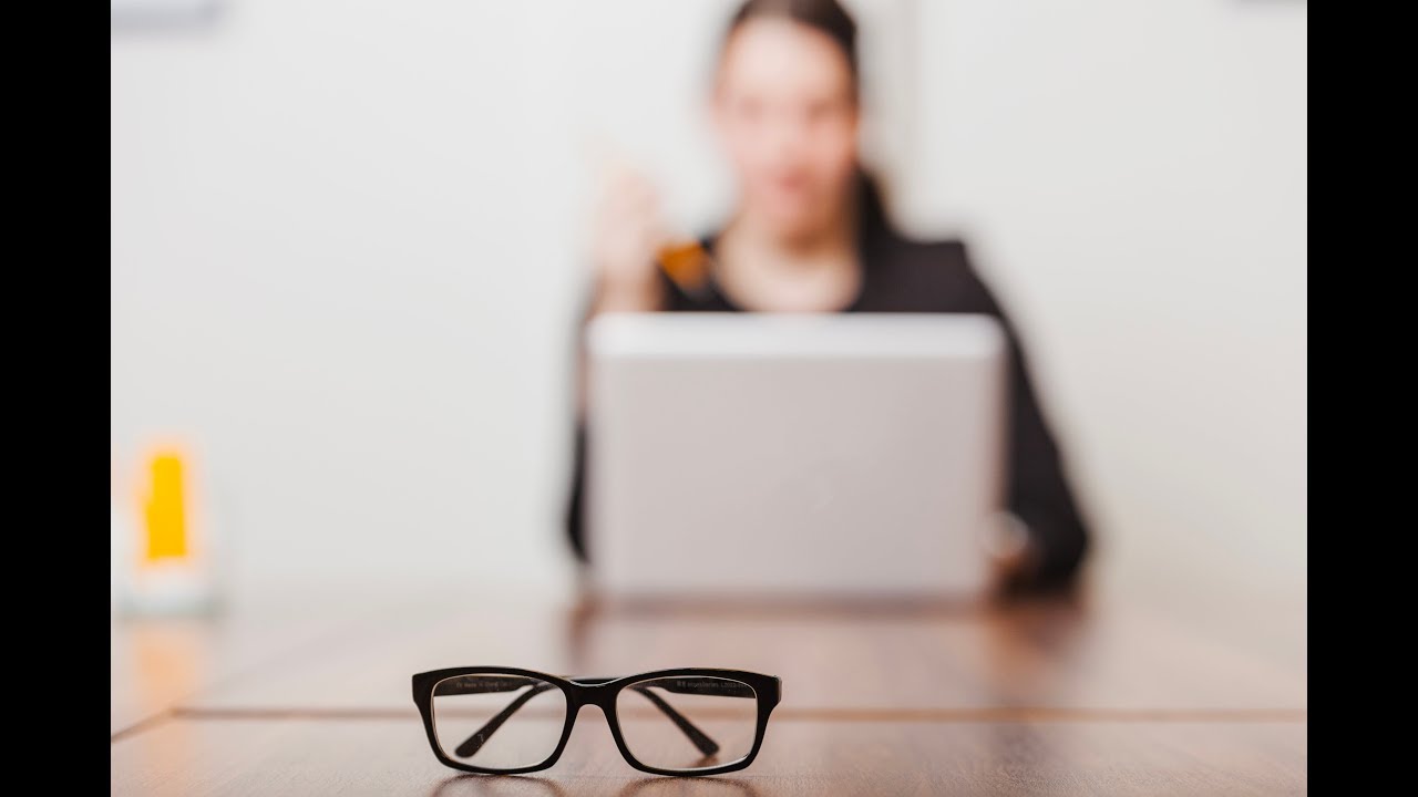 Dificuldade para Enxergar de Perto! Como Resolver?