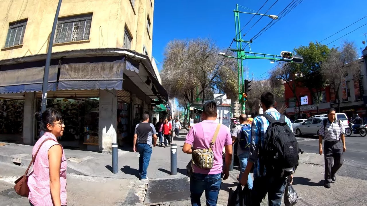 ⁴ᴷ⁶⁰ Walking Mexico City CDMX : Colonia Centro via Eje Central L&aacute;zaro C&aacute;rdenas