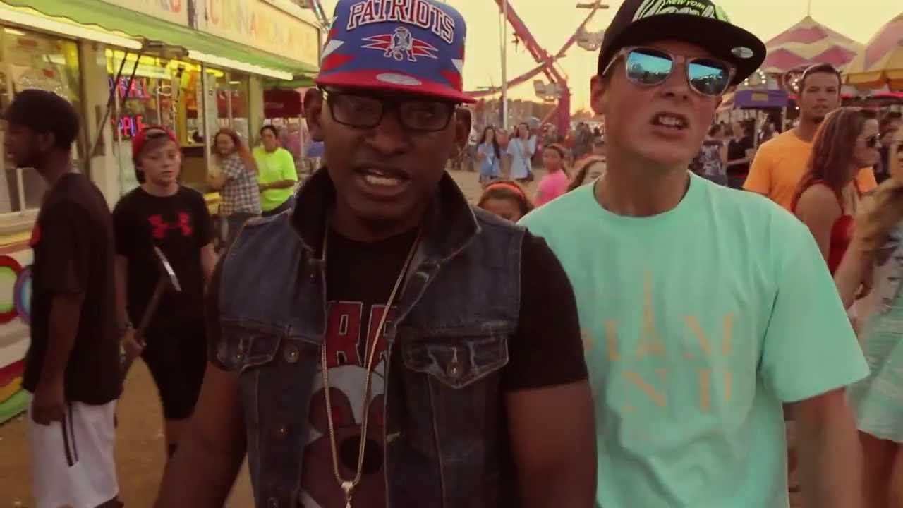 Aaron Ray - LIVE OUT LOUD - Feat. C-Phresh - (Official Video)(@ChristianRapz)