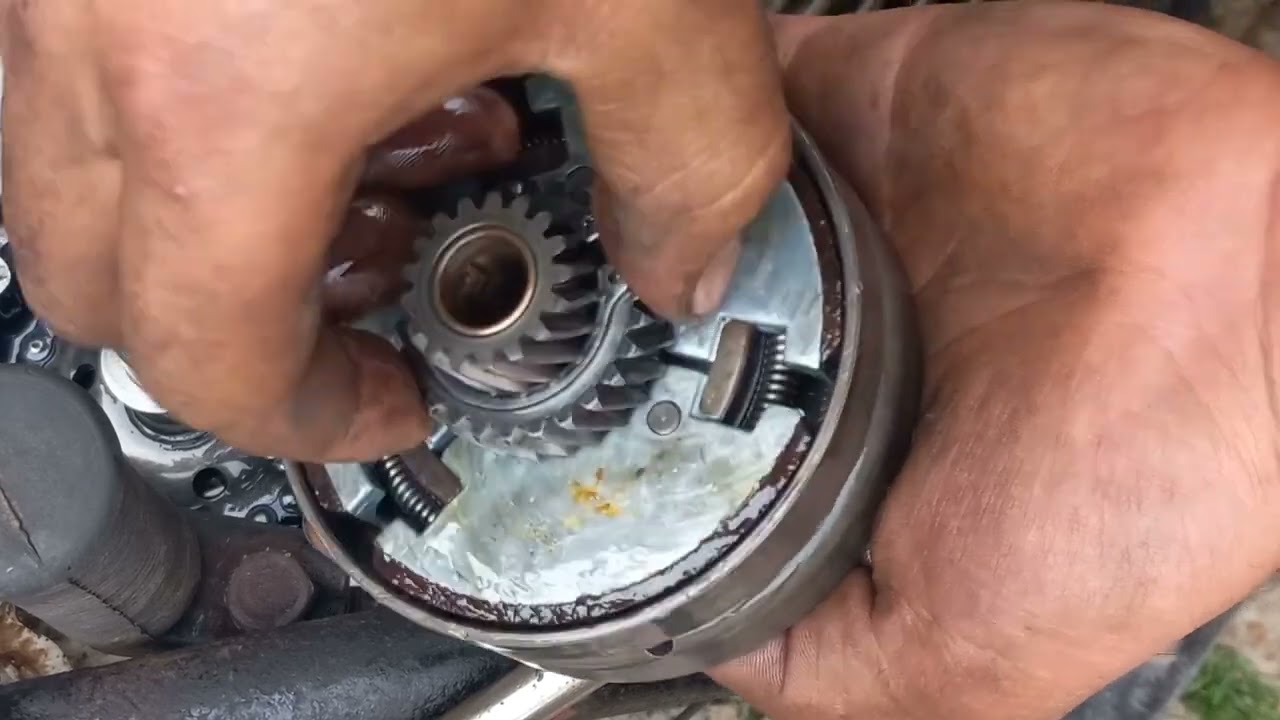 Automatik-kako izvaditi korpu kvačila